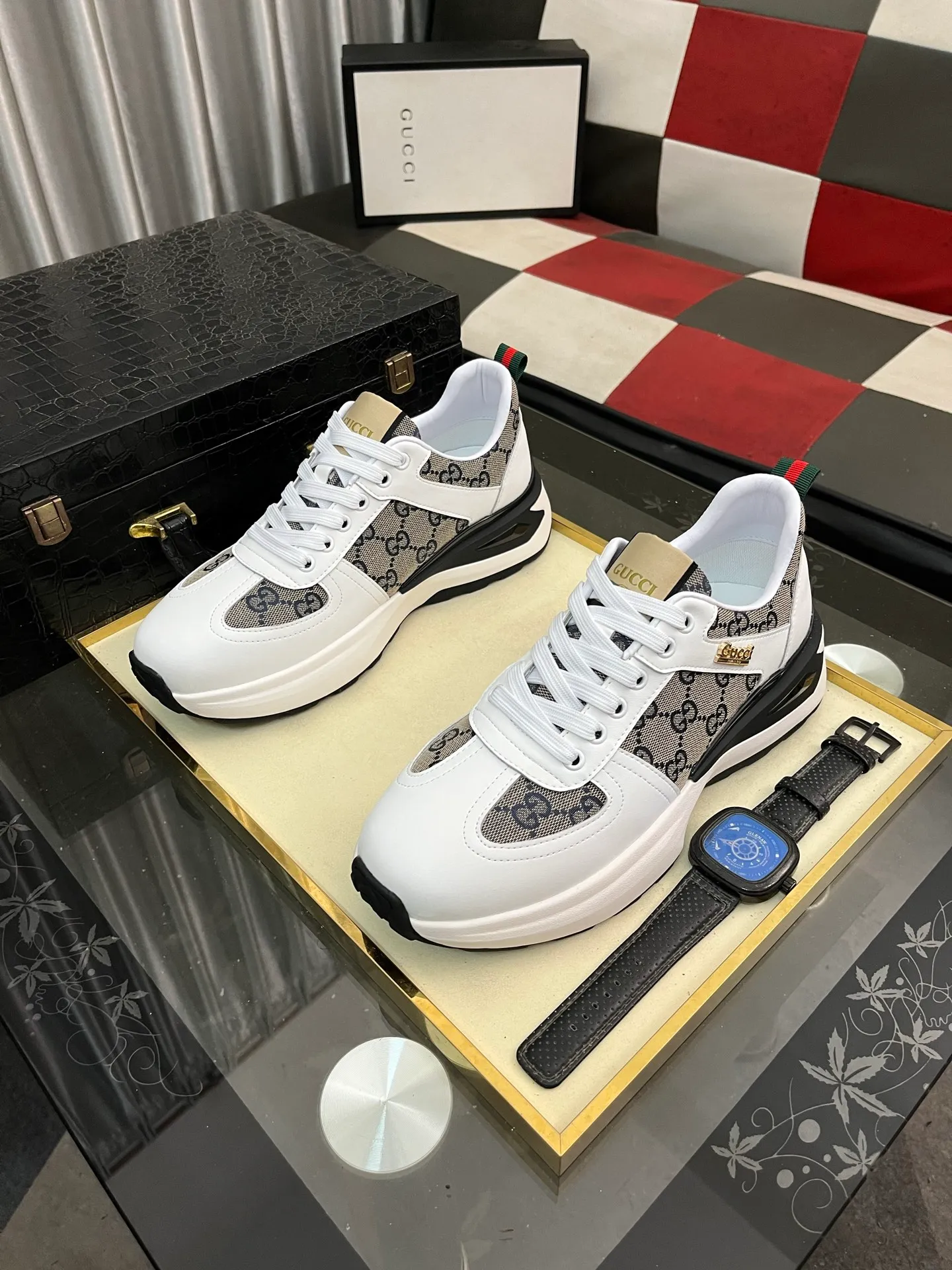 Men's Men's Shoes💰458⌚️⌚️[GUCCI] Gucci men's casual shoes are absolutely popular🔥The ultimate matching item for trendy men! The charm of super texture is irresistible, the main recommendation, the flower leather color is bright! The upper is made of high-quality brand printed fabric with cowhide, breathable leather lining and wear-resistant rubber sole, noble and elegant! Extremely comfortable🎁🎁You can be as handsome as you want💪 38-444️⃣colors available